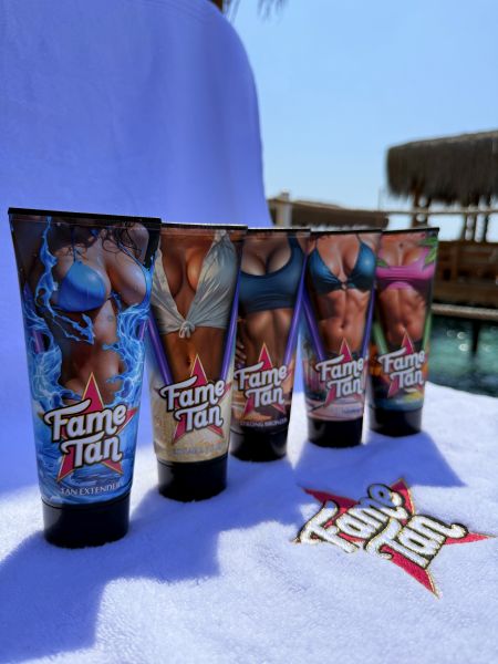 Accelerator or bronzer on sunbeds: which gives a deeper UK tan?